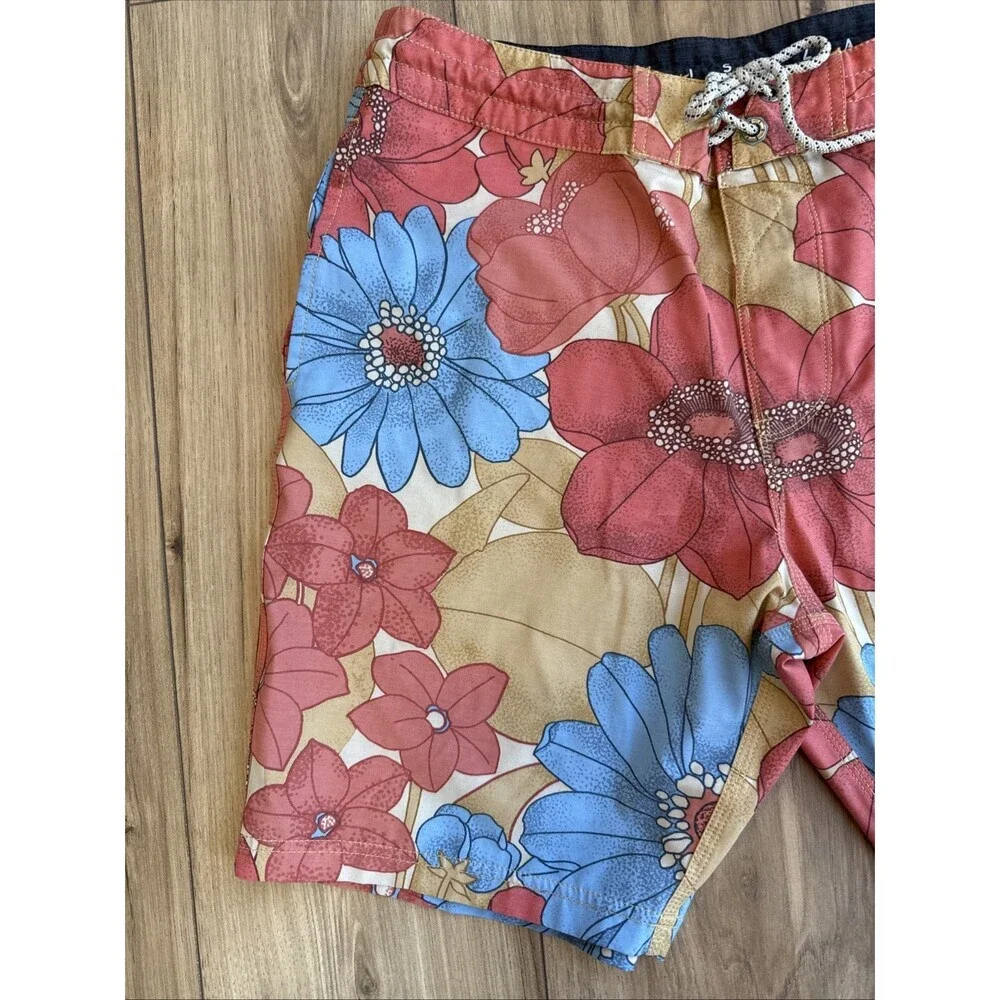 VISSLA boardshorts men
